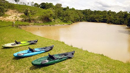 Leia mais sobre o artigo Maeda tem um dos únicos lagos do país voltado à prática do caiaque fishing