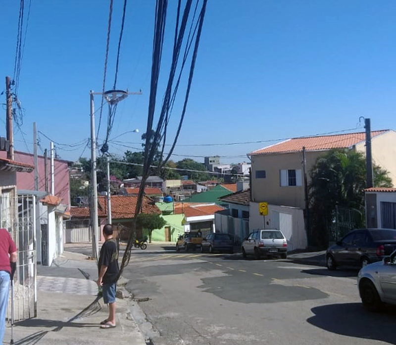 Leia mais sobre o artigo Moradores dizem que foi vergonhoso o trabalho feito pelo CPFL no Jardim São João