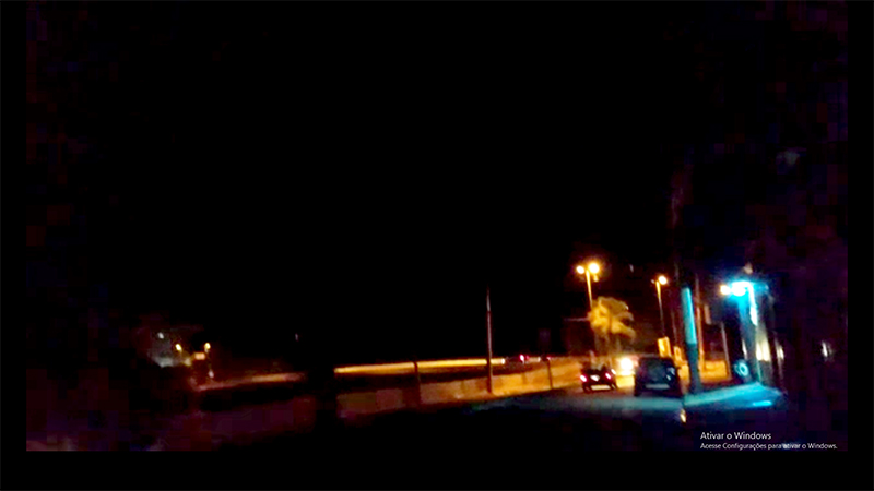 Escuridão de vias públicas em Salto