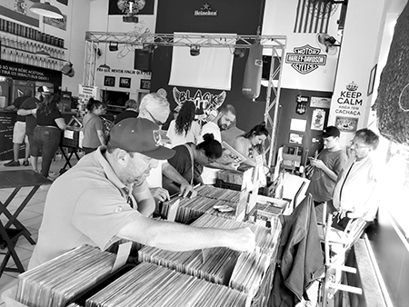 Leia mais sobre o artigo Quem curte LP não pode perder a feira de discos em Itu