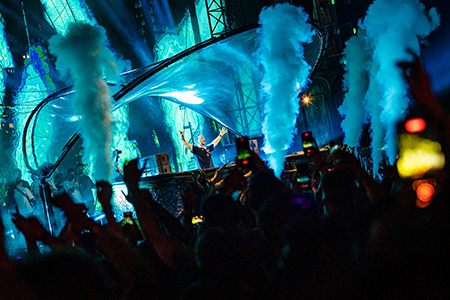 Leia mais sobre o artigo Temporais adiam shows de hoje, dia 13, do Tomorrowland Brasil