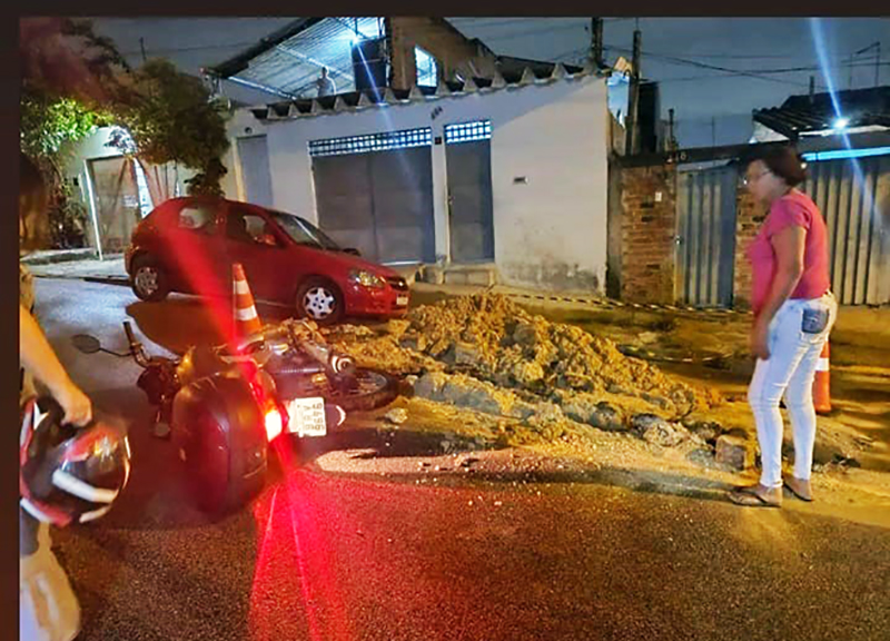 Buracos em vias públicas causam acidente em Salto