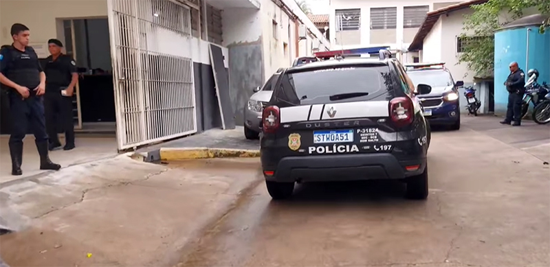 homem flagrado se masturbando perto de escola em Salto