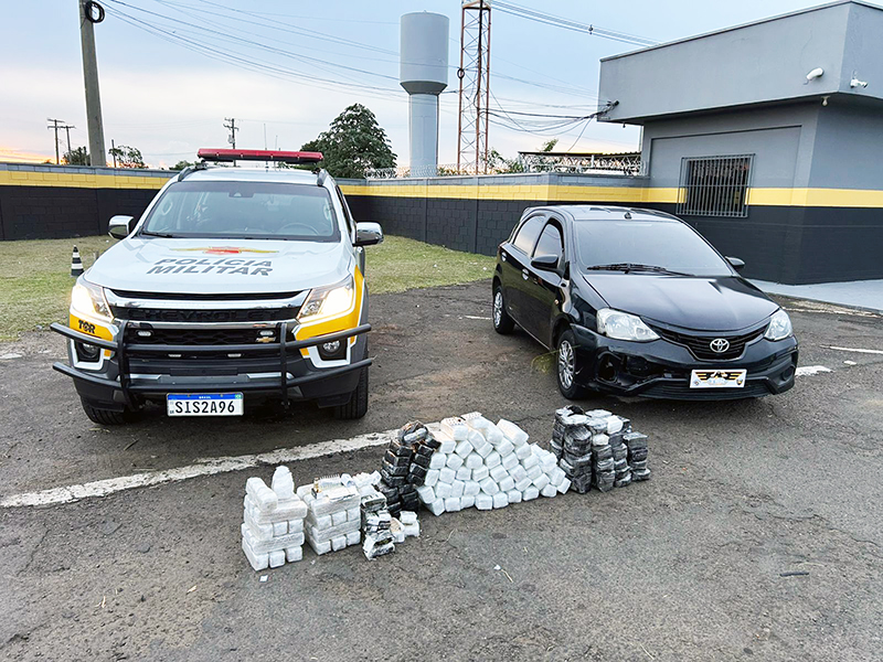 Polícia Rodoviária tira grande quantidade de remédios proibidos de circulação