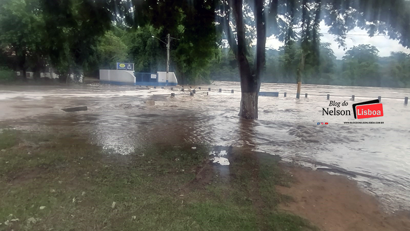 Águas da Grande São Paulo inundam Salto e o interior