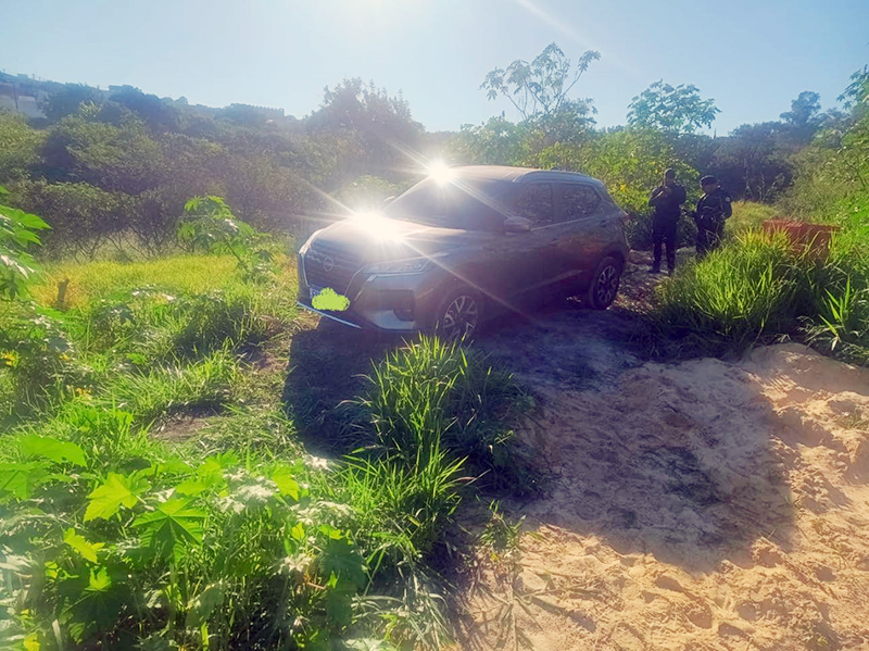 Carro roubado de família em condomínio de Salto é recuperado