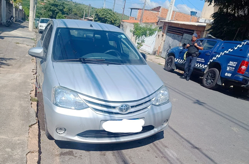 Leia mais sobre o artigo Toyota Etios com adulteração é apreendido no Rondon pela GCM