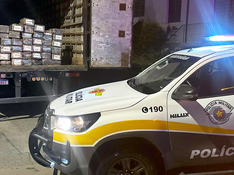 Caminhão trazia quase 700 kg de maconha do Paraná para Salto