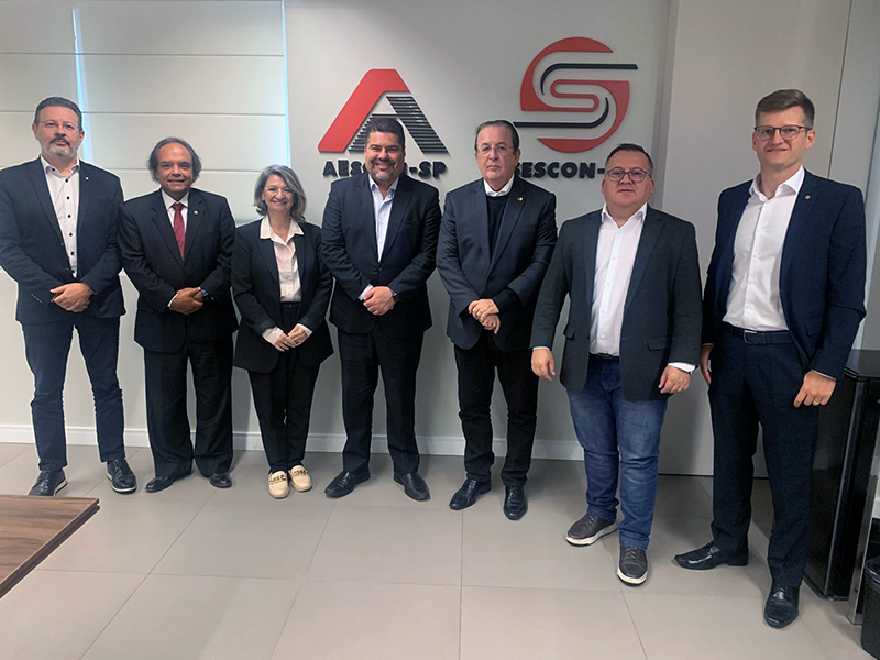 Luciano Ribeiro participa de reunião com Luiz Carlos Motta em São Paulo