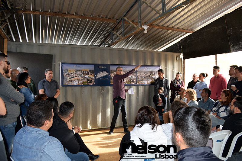 Construção do empreendimento Icarai Office Mall em Salto