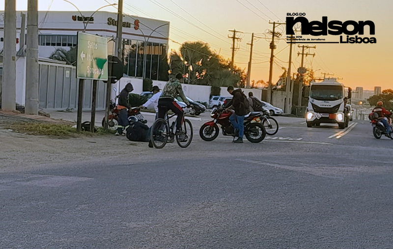 Leia mais sobre o artigo Dois acidentes com motos em trevo da SP-75 são registrados nesta manhã do dia 31, em Salto