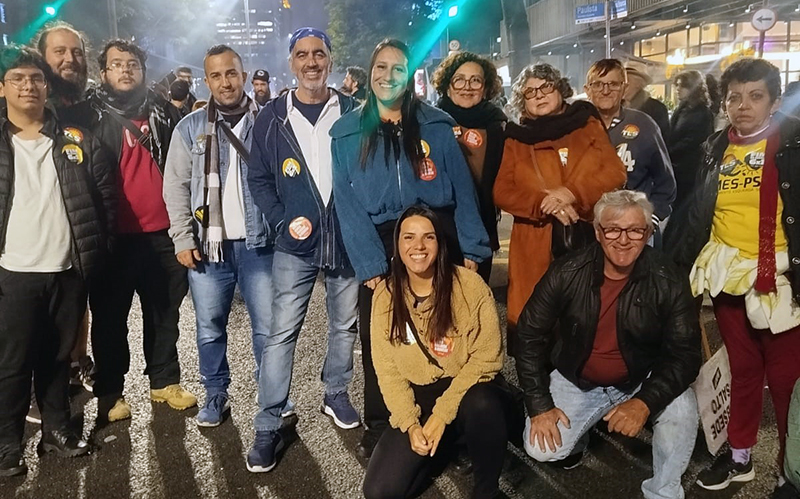 Saltenses e ituanos participam de ato contra presidente Trump em São Paulo