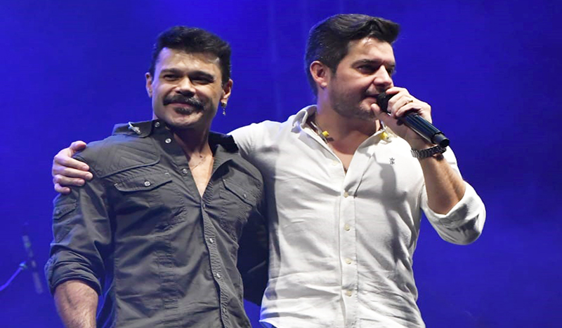 Leia mais sobre o artigo Marcos & Belutti encantam em apresentação na AgroPorto 2025