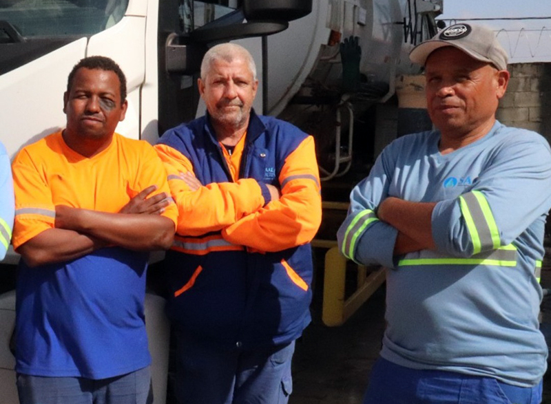 Leia mais sobre o artigo SAAE de Salto homenageia equipe de 13 motoristas