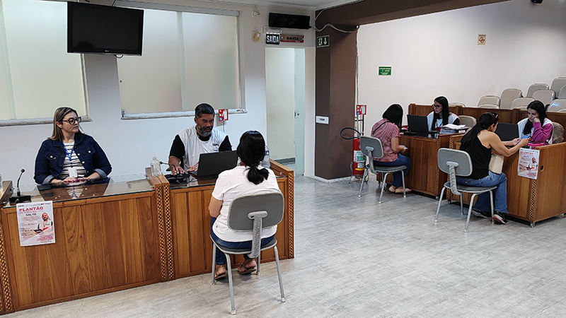 Leia mais sobre o artigo 80 saltenses são atendidos em plantão do CDHU na Câmara
