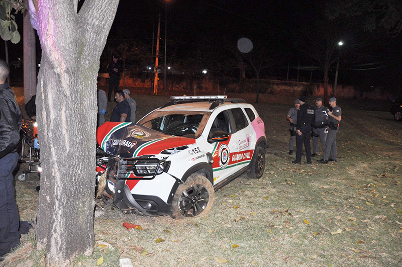 Perseguição iniciada em Indaiatuba termina com 2 guardas e motociclista feridos