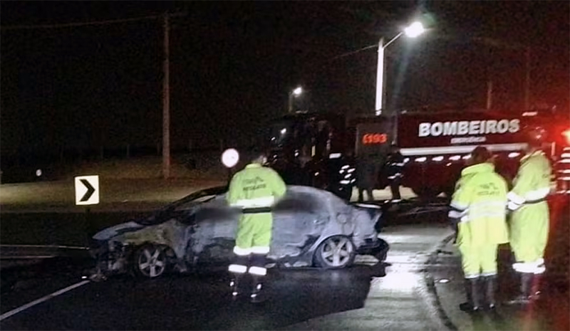 Leia mais sobre o artigo Homem bate em defensa da Rodovia do Açúcar e morre em meio às chamas em Salto no dia 16