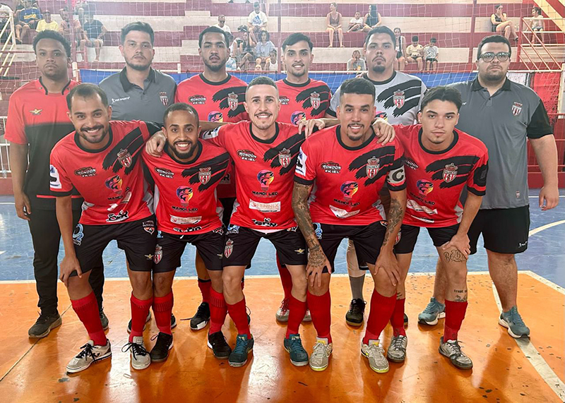 Leia mais sobre o artigo Time Palone FC, campeão saltense, estreia com empate no Municipal de Futsal de Indaiatuba