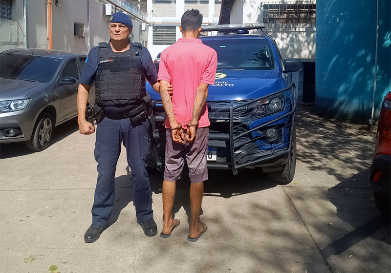 Leia mais sobre o artigo Equipes da GCM prendem 3 procurados pela Justiça em Salto