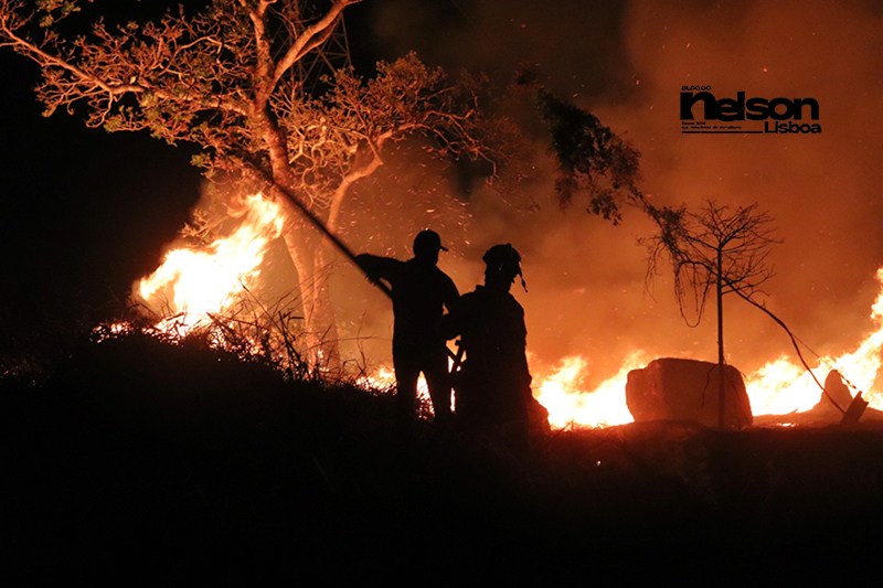 Leia mais sobre o artigo Salto em chamas: queimadas sufocam bombeiros e Defesa Civil e ameaçam a cidade toda