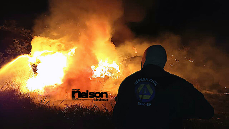 Cidade de Salto em meio às chamas