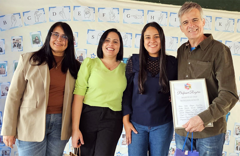 Professor de libras de Salto dá palestra em Cabreúva