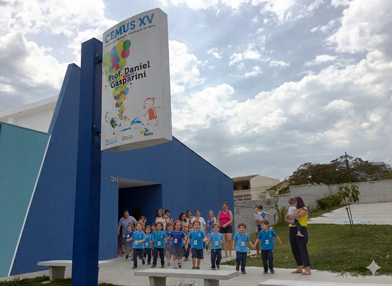 Leia mais sobre o artigo Pai denuncia creche de Salto por deixar criança autista de 3 anos sair sozinha para a rua