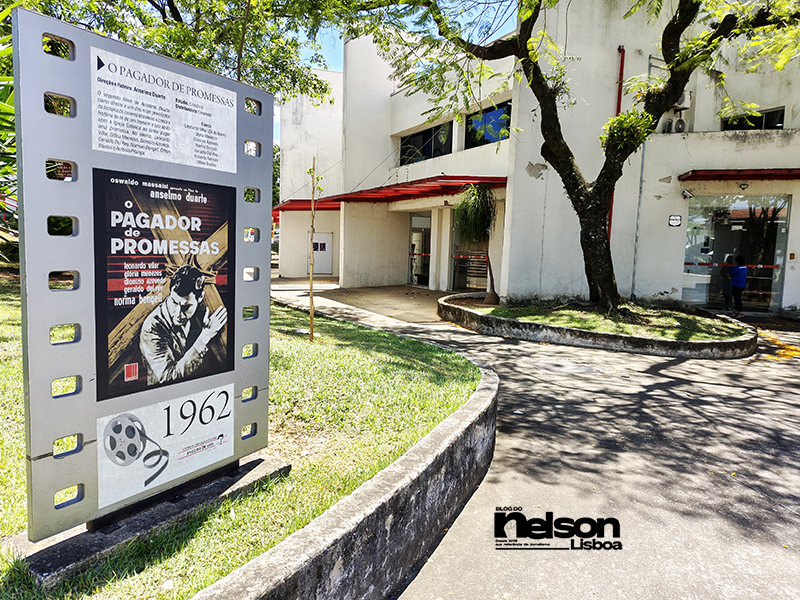 Leia mais sobre o artigo CEC de Salto: palco que celebra Cultura e Educação sofre sem ar condicionado e manutenção externa