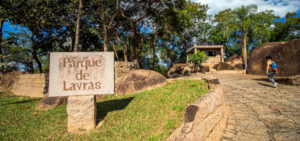 Salto interdita parque após mortes por febre maculosa