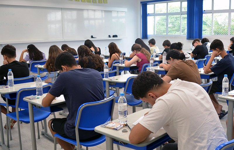 Leia mais sobre o artigo Atenção galera de Salto: Colégio Anglo realiza concurso de bolsas para o curso pré-vestibular