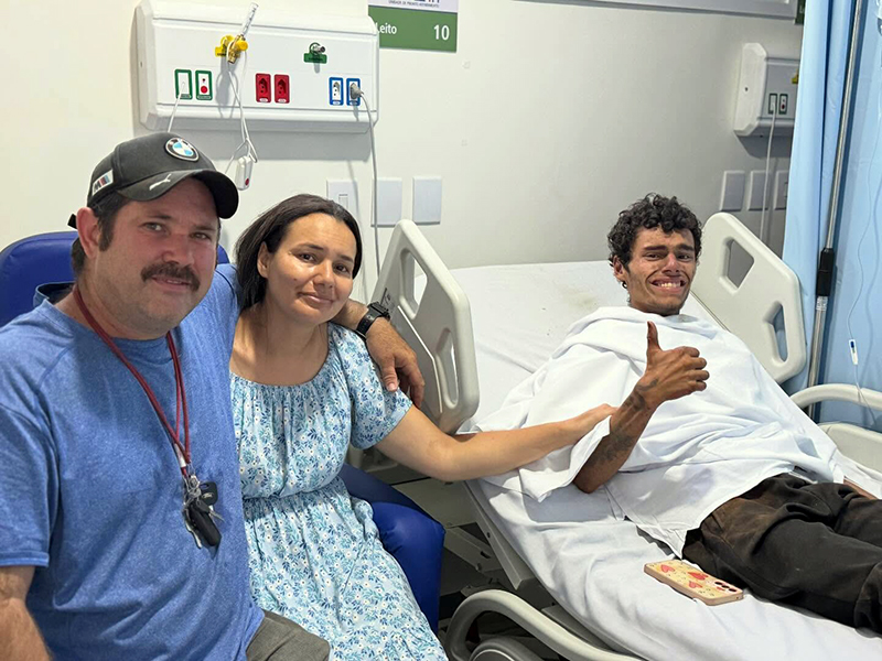 Equipes que ajudaram a encontrar o jovem Davi perdido na Serra do Japi em Cabreúva (A.I.Pref.Cabreúva)