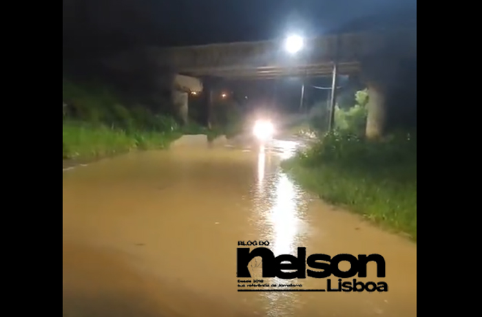 Leia mais sobre o artigo Chuvas causam danos em vários pontos da cidade de Salto