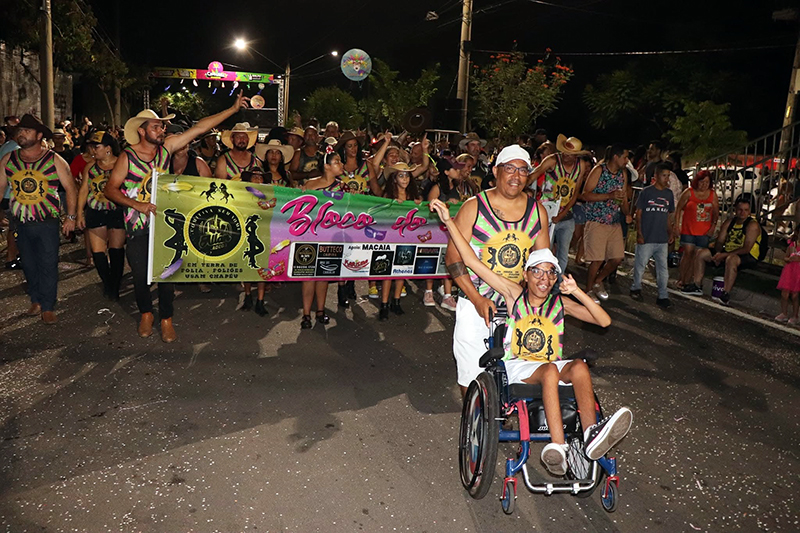 Carnaval de rua em Salto