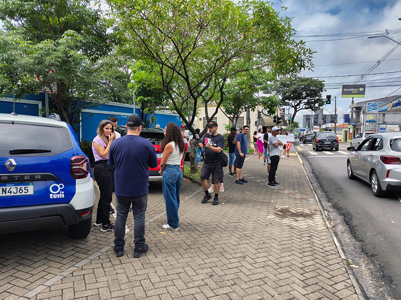 Ato contra falta de água em Salto reúne de 20 a 30 pessoas apenas