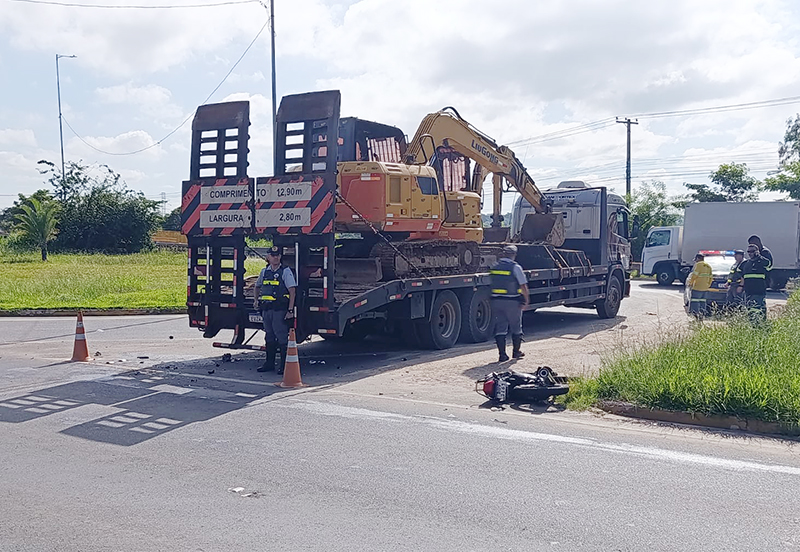 Leia mais sobre o artigo Motociclista envolvido em acidente na Rodovia da Convenção, dia 6, morreu no Hospital