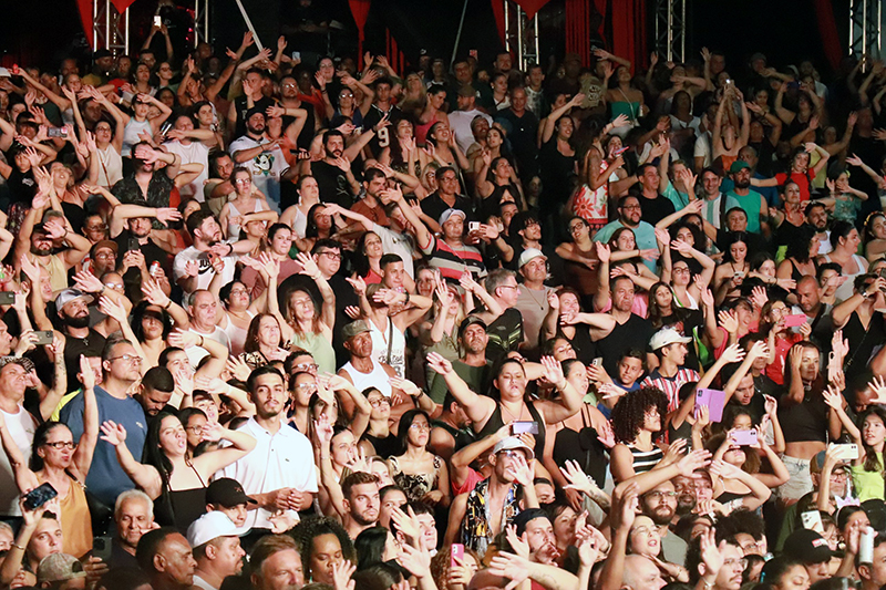 Leia mais sobre o artigo Prefeitura diz que carnaval 2026 foi o maior da história com 70 mil foliões participantes