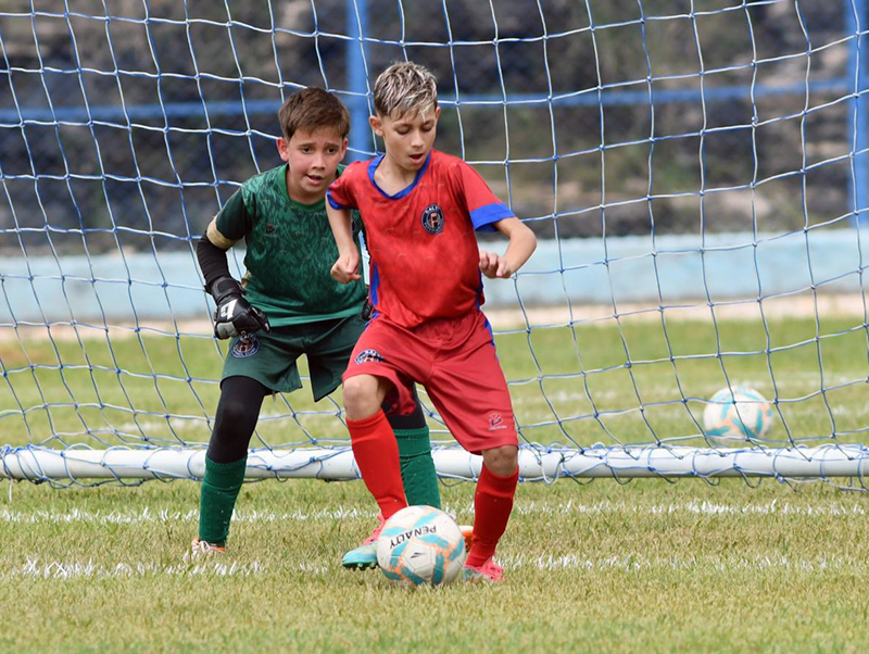 Leia mais sobre o artigo Conheça um pouco mais do ferinha que joga no Salto FC, o Nathan Lucas