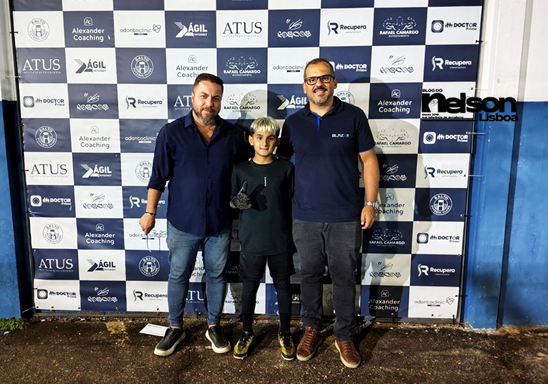 Davi Bicaio é goleiro do sub-11 do Salto FC e tem uma história incrível