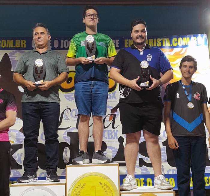 Saltense em terceiro no Pódio da disputa de Xadrez em Ourinhos