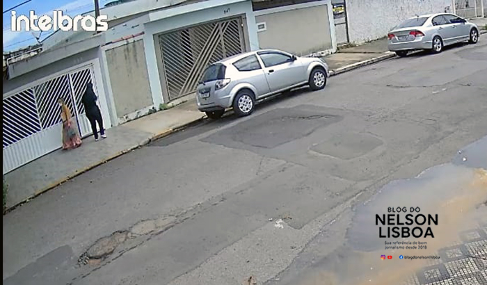 Leia mais sobre o artigo Dupla se passa por servidoras da Saúde e dá golpe de R$ 30 mil em idosa do Jardim das Nações