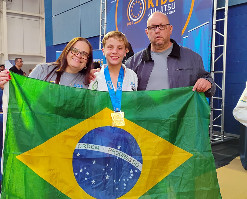 Leia mais sobre o artigo Incrível e excelente: saltense de 12 anos é Campeão Europeu Kids de Jiu Jitsu