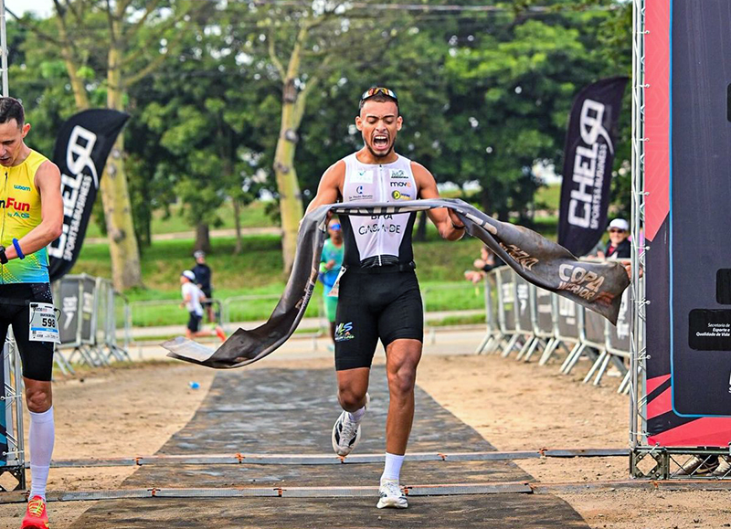 Atleta Marcos vence etapa em Sorocaba de olho no mundial em Abu Dhabi