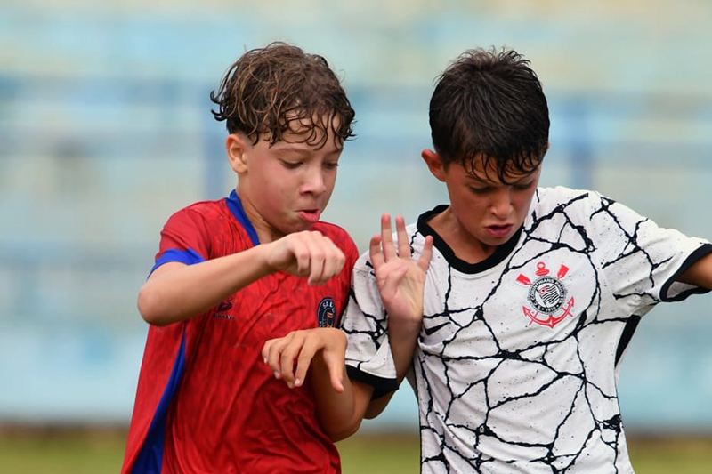 Leia mais sobre o artigo Como está a alimentação do seu filho que faz algum esporte?