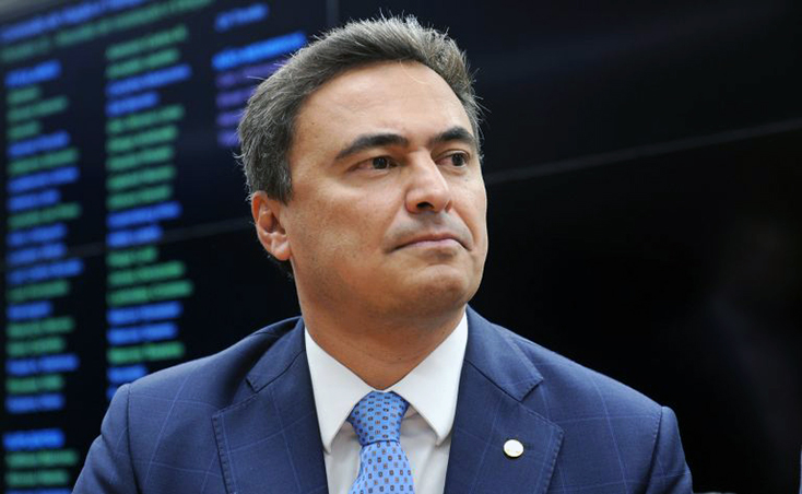 Deputado Maurício Neves quer proibir acesso de jovens ao cigarro e às vapes