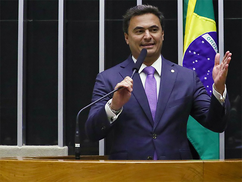 Deputado diz que restrição protege saúde mental e exposição de menores a riscos digitais