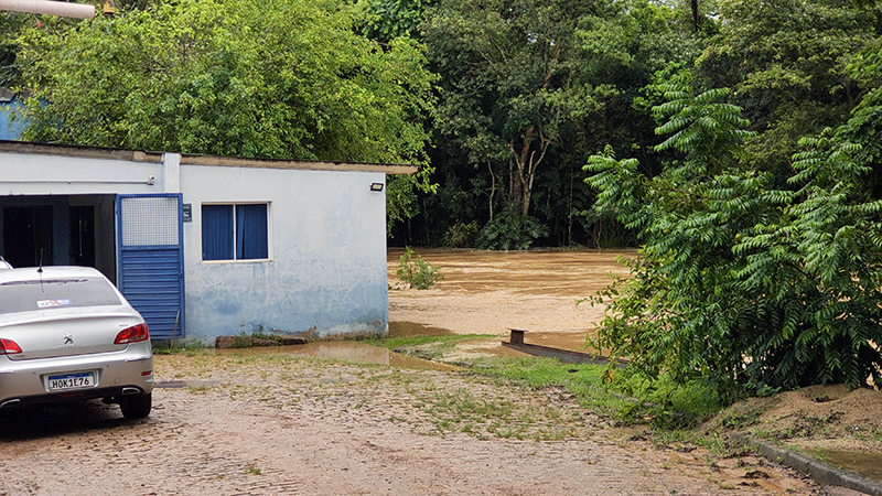 Cheia do Ribeirão exigiu paralisação da ETA João Jabour em Salto