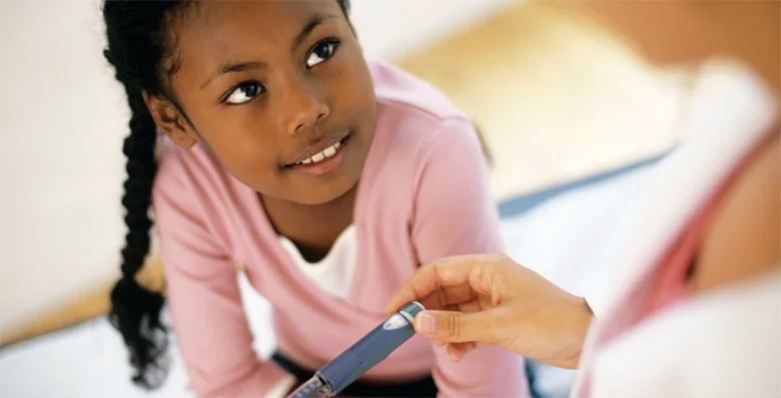 Leia mais sobre o artigo Conheça os 4 sintomas de diabetes que mais levam crianças para a internação