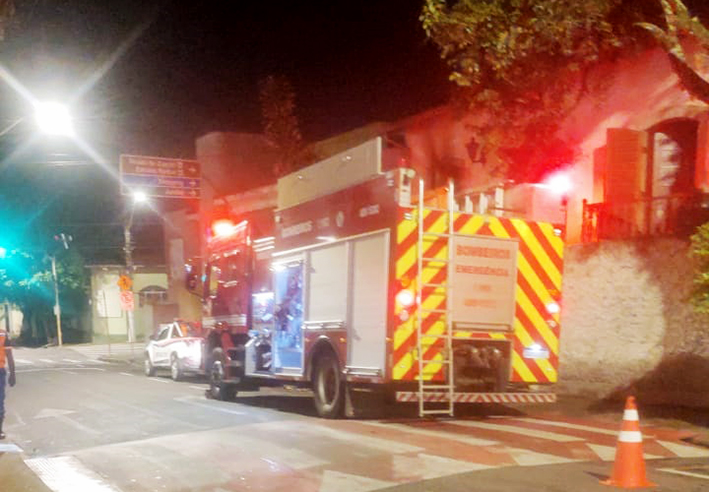 Incêndio em república de Itu assusta moradores e vizinhos