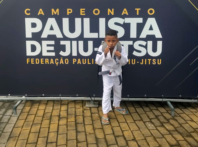 Leia mais sobre o artigo O Céu é o Limite para Otávio, nos tatames de Jiu-Jitsu por ai