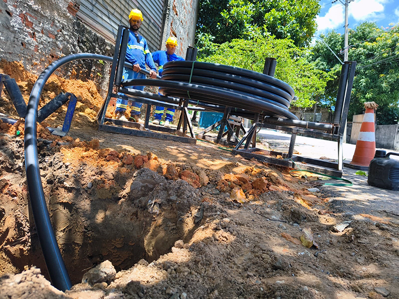 SAAE troca rede de água em bairro para ampliar atendimento